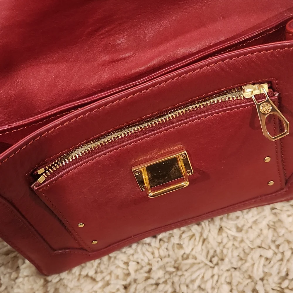 Authentic Tory Burch clutch purse wristlet - Picture 6 of 6